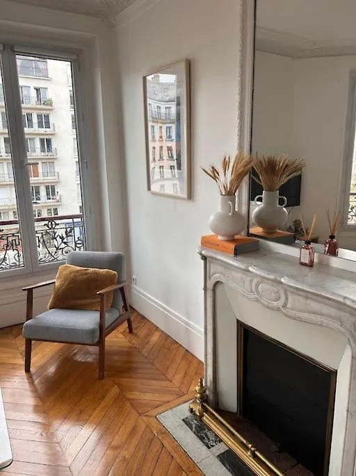 Superbe 17eme 55m2 Lejlighed Paris